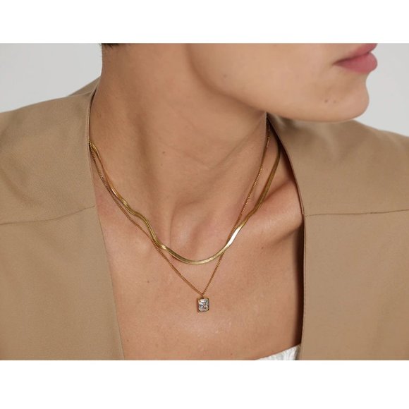 NEW 18K Gold Plated Flat Herringbone Double Layer Necklace - Picture 4 of 5